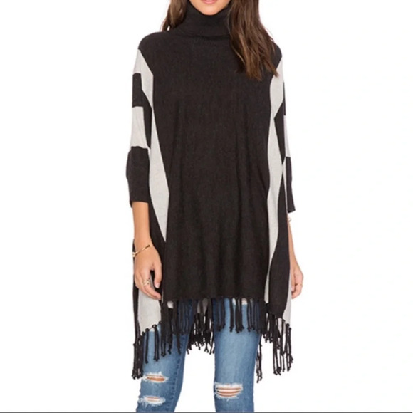525 America Oversized Sweater Poncho Cape Striped Turtle Neck Fringe Flowy OS - Picture 2 of 10